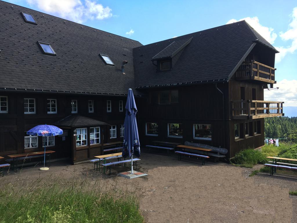 Готель Berggasthaus Kandelhof Rohr  Екстер'єр фото